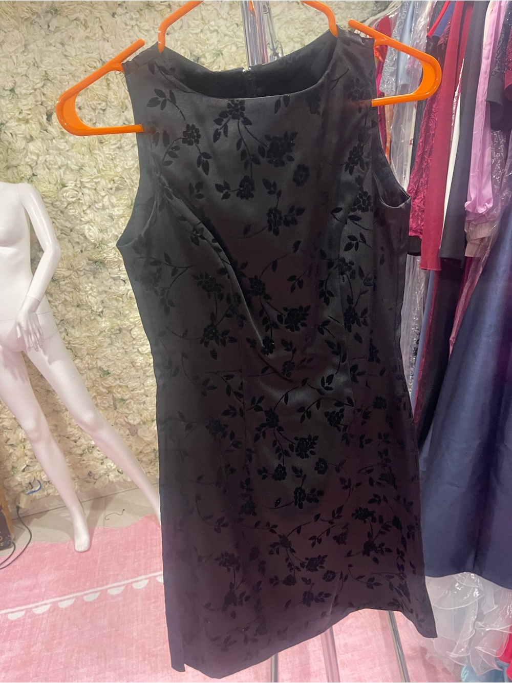 Jodi Kristopher Vintage Black Floral Midi Sheath Dress